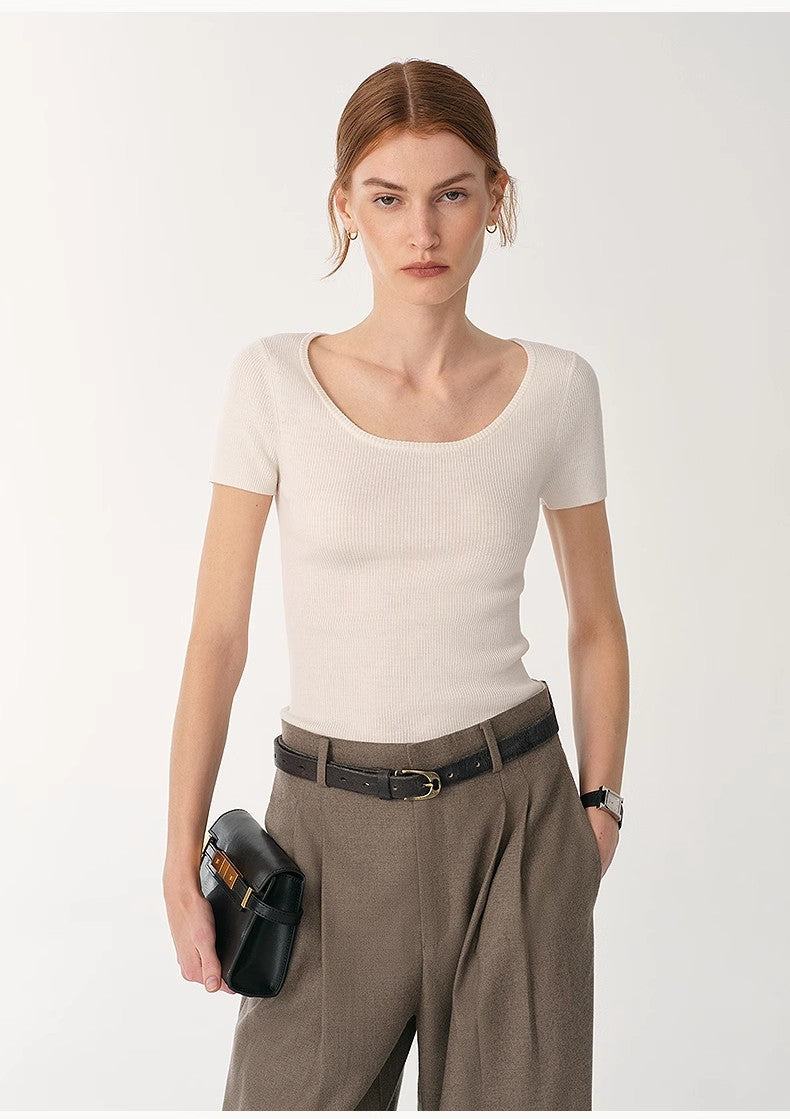 Claire Tee